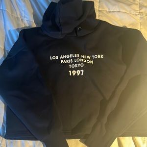 Forever 21 Dark Blue Cropped Sweatshirt